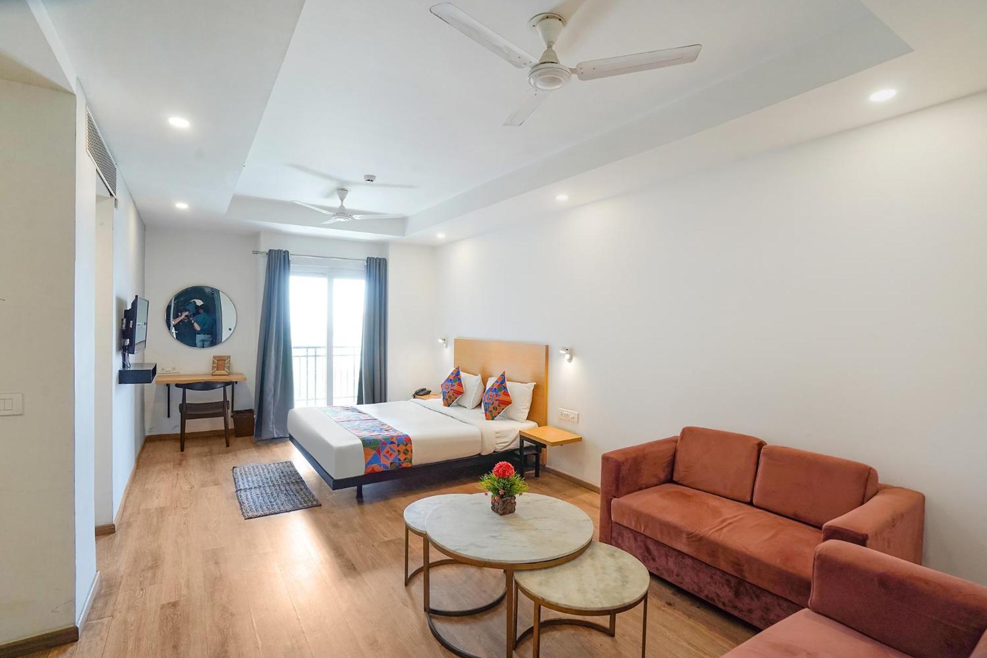 Fabhotel Prime Cloud 9 Ghaziabad Esterno foto