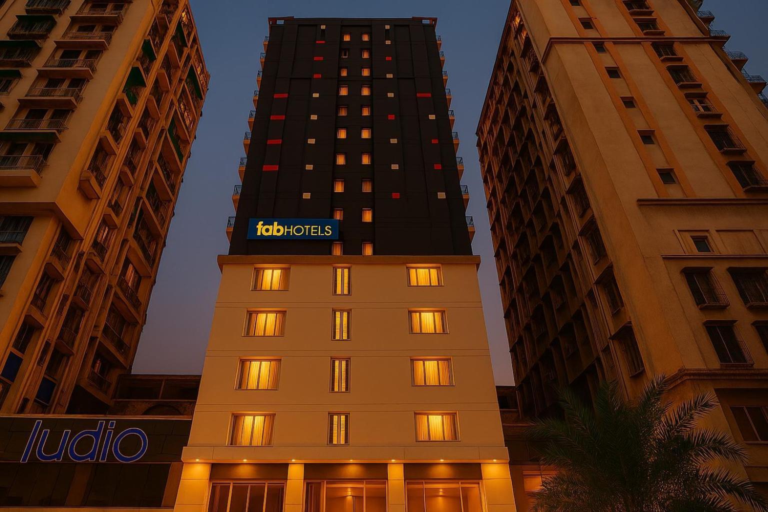 Fabhotel Prime Cloud 9 Ghaziabad Esterno foto
